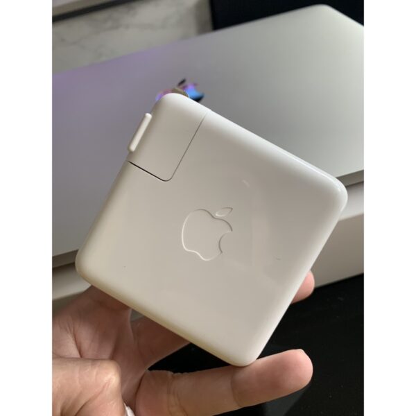 เสื้อเชิ้ตมือสอง เสื้อเชิ้ตมือสอง