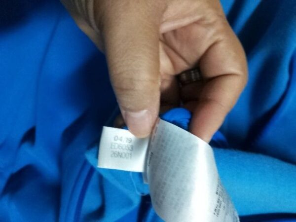 เสื้อวอร์ม adidas สีฟ้า