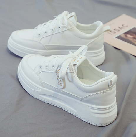 รองเท้าผ้าใบ