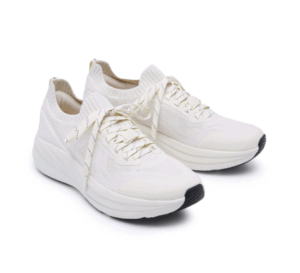 รองเท้าผ้าใบ Polina Ivory